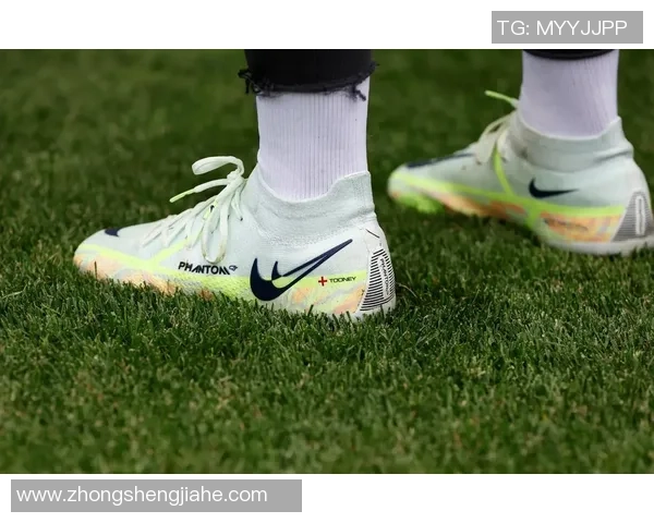 球星穿GT2足球鞋的表现如何是否值得推荐给普通玩家