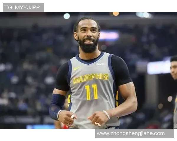 足球球星养伤期间低调恢复 身体与心态双重调整迎接复出挑战